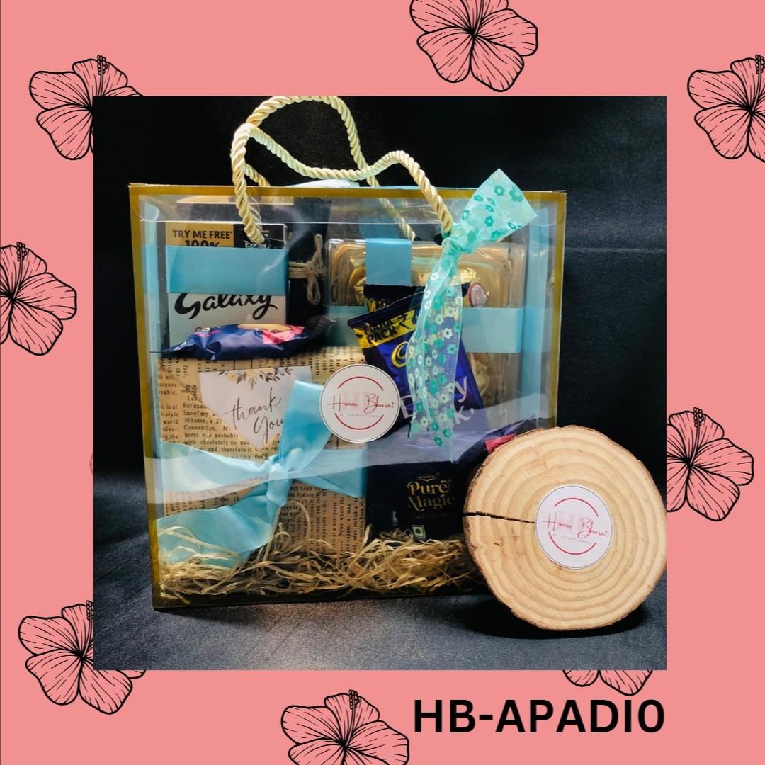 For Her hamper detail